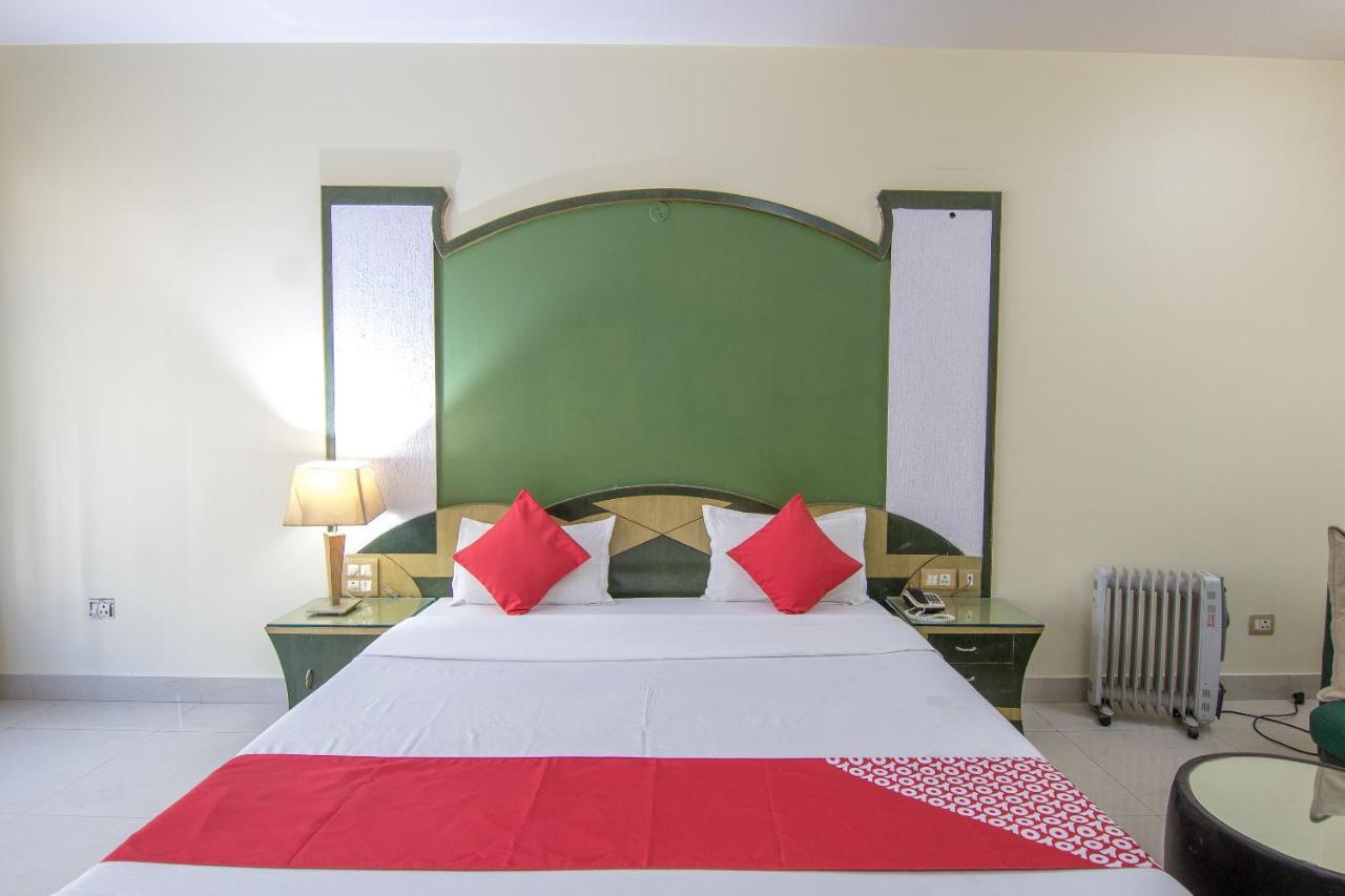 Collection O Hotel Green Forest Patna  Extérieur photo