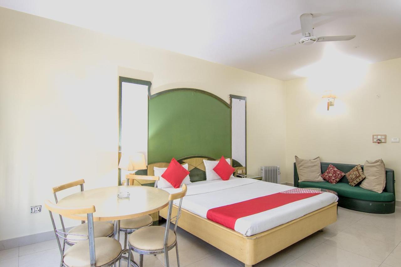Collection O Hotel Green Forest Patna  Extérieur photo