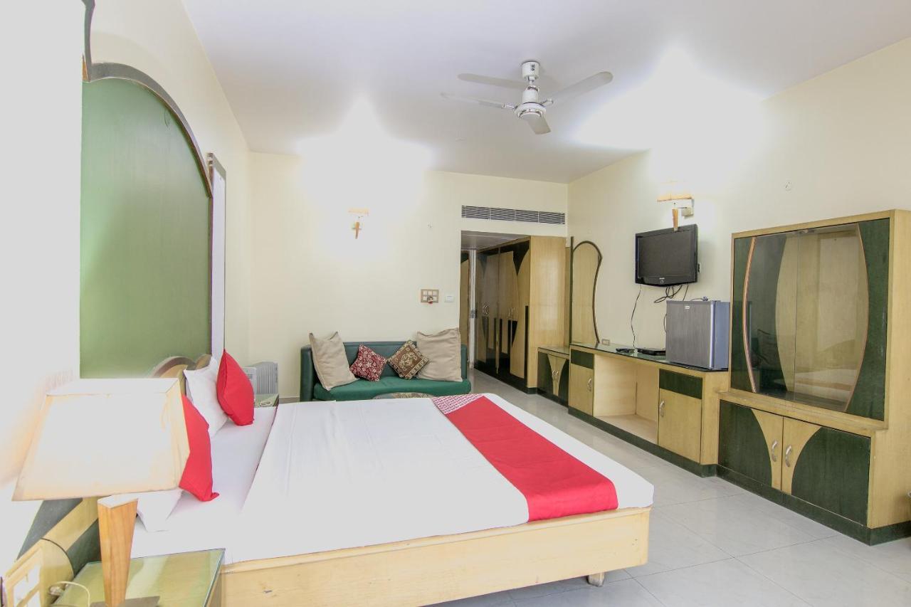 Collection O Hotel Green Forest Patna  Extérieur photo